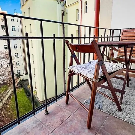 150m2 Center Three Bedrooms, Welnes Апартаменты *
