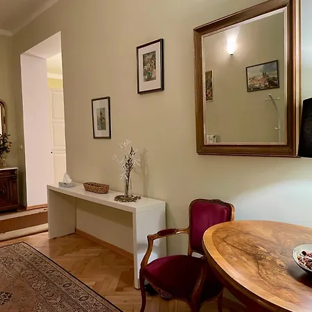 150m2 Center Three Bedrooms, Welnes *